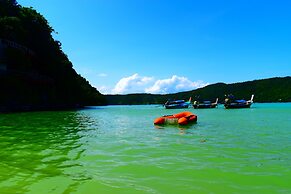 Phi Phi Beach Front Resort