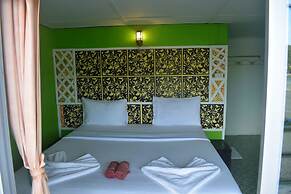 Phi Phi Beach Front Resort