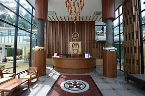 Phi Phi Nice Beach Hotel Hip