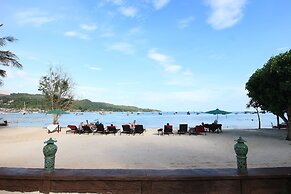 Phi Phi Nice Beach Hotel Hip