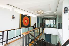 Phi Phi Nice Beach Hotel Hip