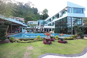 Phi Phi Nice Beach Hotel Hip