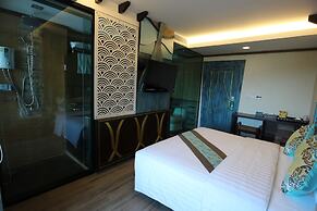 Phi Phi Nice Beach Hotel Hip