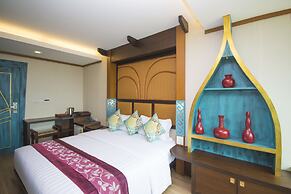 Phi Phi Nice Beach Hotel Hip