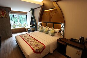 Phi Phi Nice Beach Hotel Hip