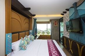 Phi Phi Nice Beach Hotel Hip