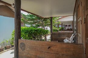 Phi Phi Nice Beach Resort