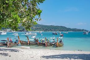 Phi Phi Nice Beach Resort