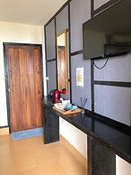 Phi Phi Nice Beach Resort