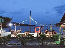 Phi Phi Nice Beach Resort