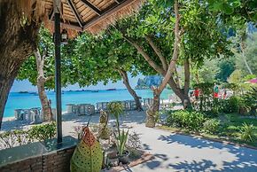 Phi Phi Nice Beach Resort
