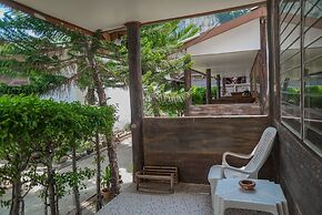 Phi Phi Nice Beach Resort