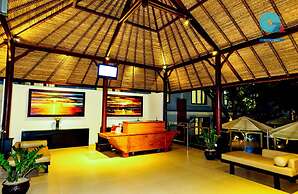 Ozz Hotel - Kuta Bali