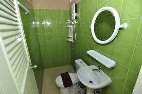 Phi Phi Uphill Cottage