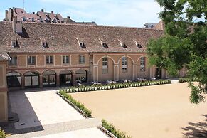 Hôtel Les Haras