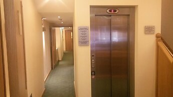 Regency Hotel Parkside