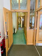 Regency Hotel Parkside