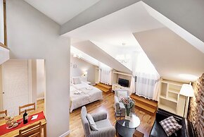 Gołębia 8 Residence