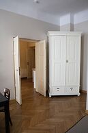 Gołębia 8 Residence