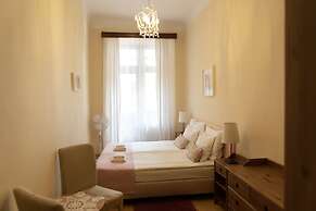 Gołębia 8 Residence