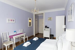 Gołębia 8 Residence