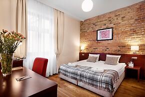 Gołębia 8 Residence