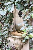 Gołębia 8 Residence