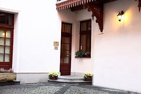 Gołębia 8 Residence