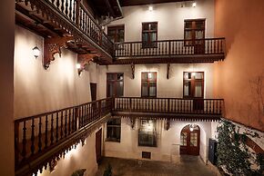 Gołębia 8 Residence