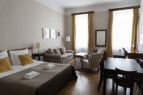 Gołębia 8 Residence