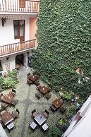 Gołębia 8 Residence