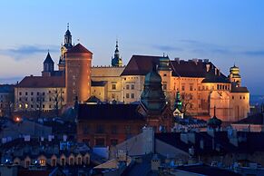 Gołębia 8 Residence