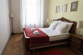 Gołębia 8 Residence