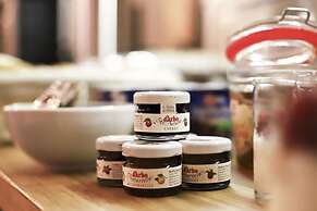 Gołębia 8 Residence