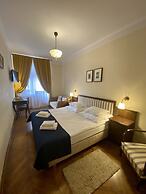 Gołębia 8 Residence