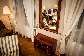 Gołębia 8 Residence