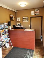 Falcon Inn