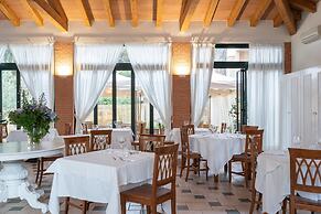 Ricci Hotel