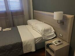 Twelve Hotel