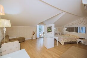 Ocean Blue High Class Hotel