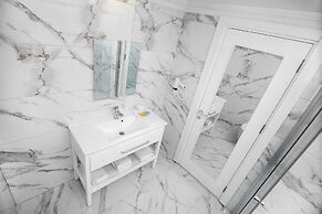 Ocean Blue High Class Hotel