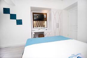 Ocean Blue High Class Hotel