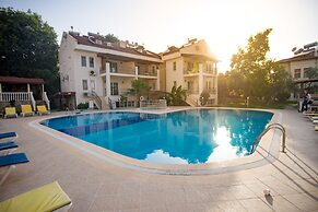 Ocean Blue High Class Hotel