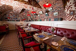 Trezzini Palace Boutique Hotel