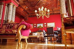 Trezzini Palace Boutique Hotel