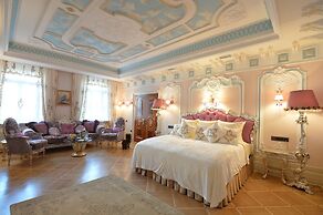 Trezzini Palace Boutique Hotel