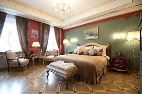 Trezzini Palace Boutique Hotel