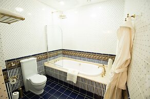 Trezzini Palace Boutique Hotel