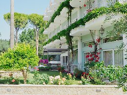 Hotel Paloma Blanca
