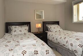 Boardwalk Homes - Executive Guest Rooms & Townhomes